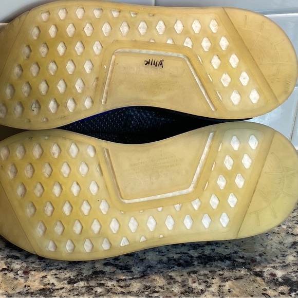 Adidas Fy9043 Boys Nmd_r1 Speedlines Sneakers Shoes - Size 6 - Picture 9 of 10